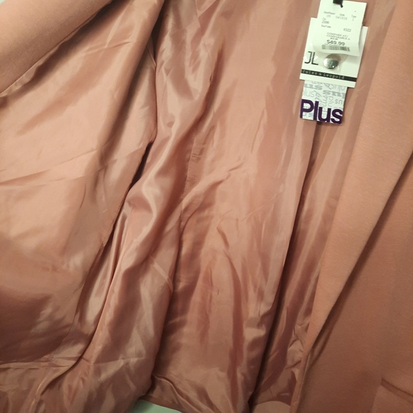 NWT Laura Plus Pink Blazer - Picture 9 of 12